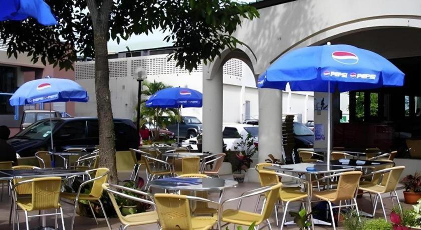 斯里巴加湾市 文莱商人旅馆酒店 外观 照片